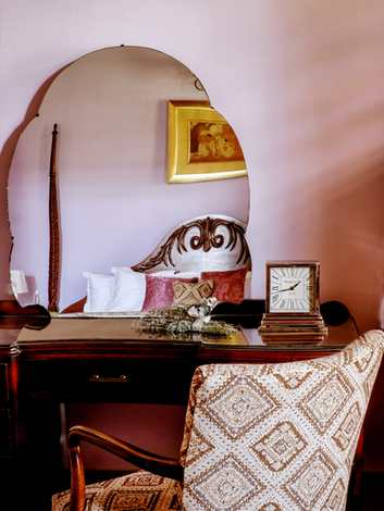 His Highness Suite dressing table