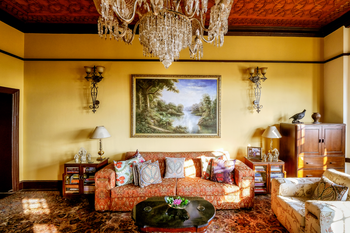 His Highness Suite Living Room